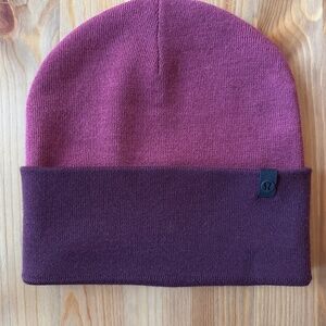 Lululemon chill fighter beanie